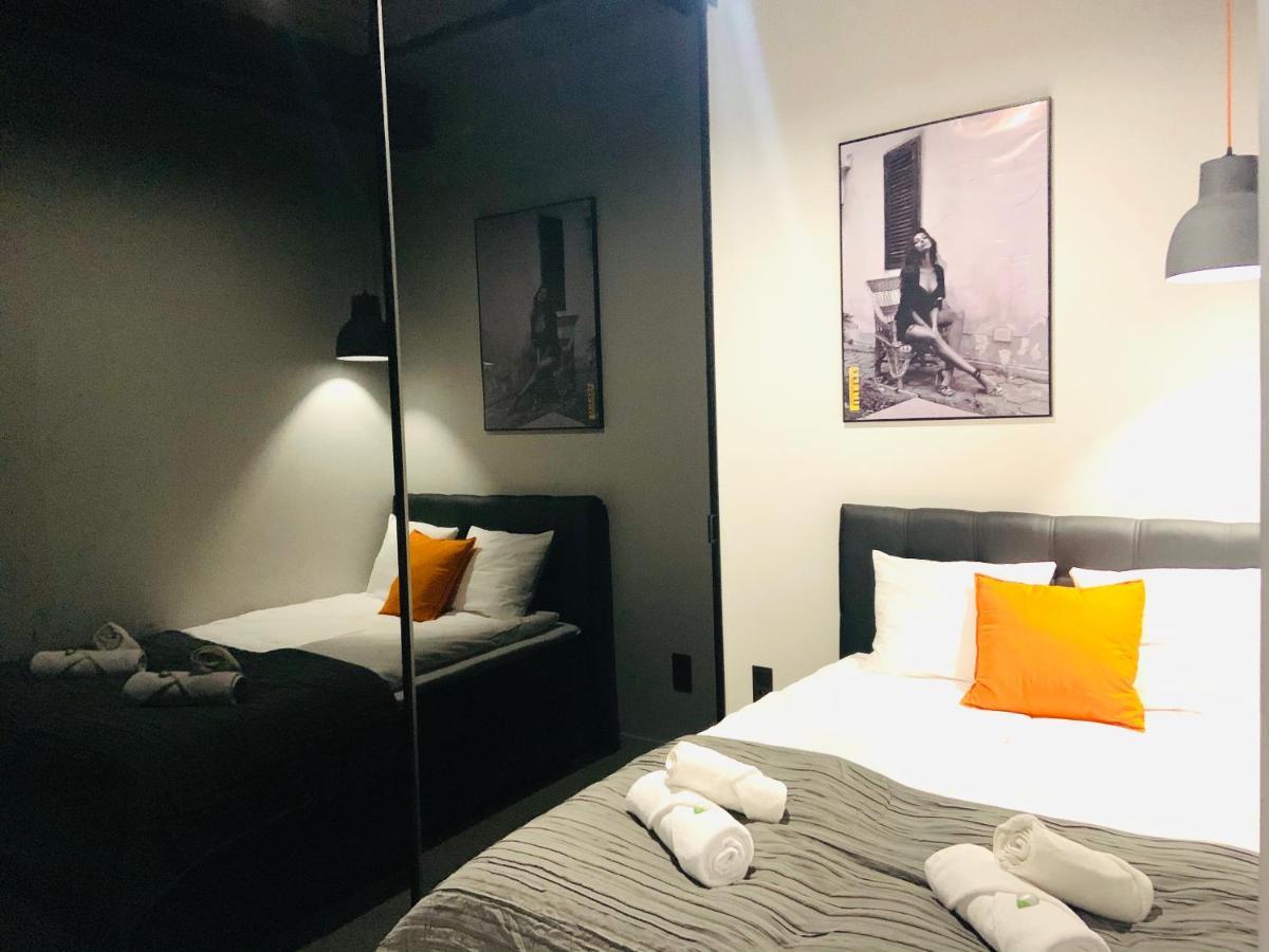 5 Star Apartments - Luxury & Comfort Jelenia Gora Ngoại thất bức ảnh